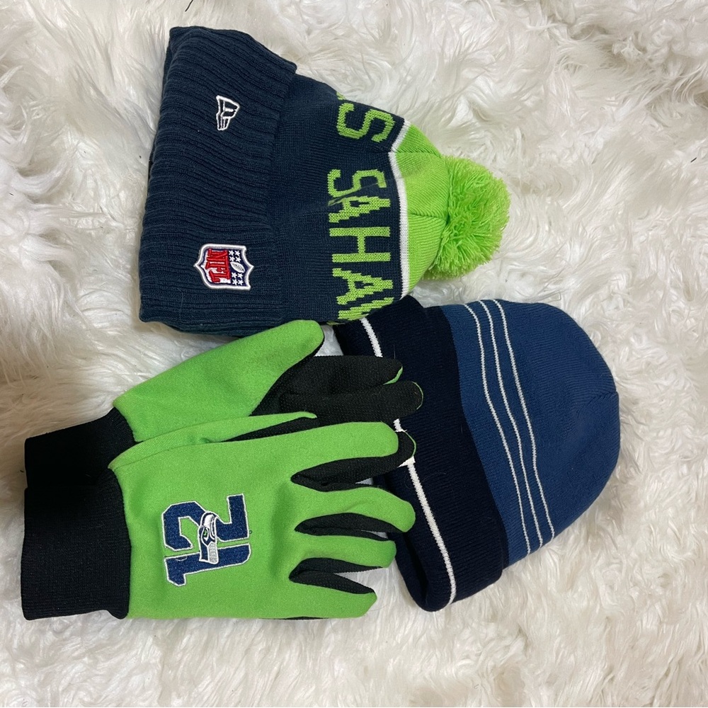 NEW Seattle Seahawks hat & hand gloves, plus a preloved NFL HAT see pictures
